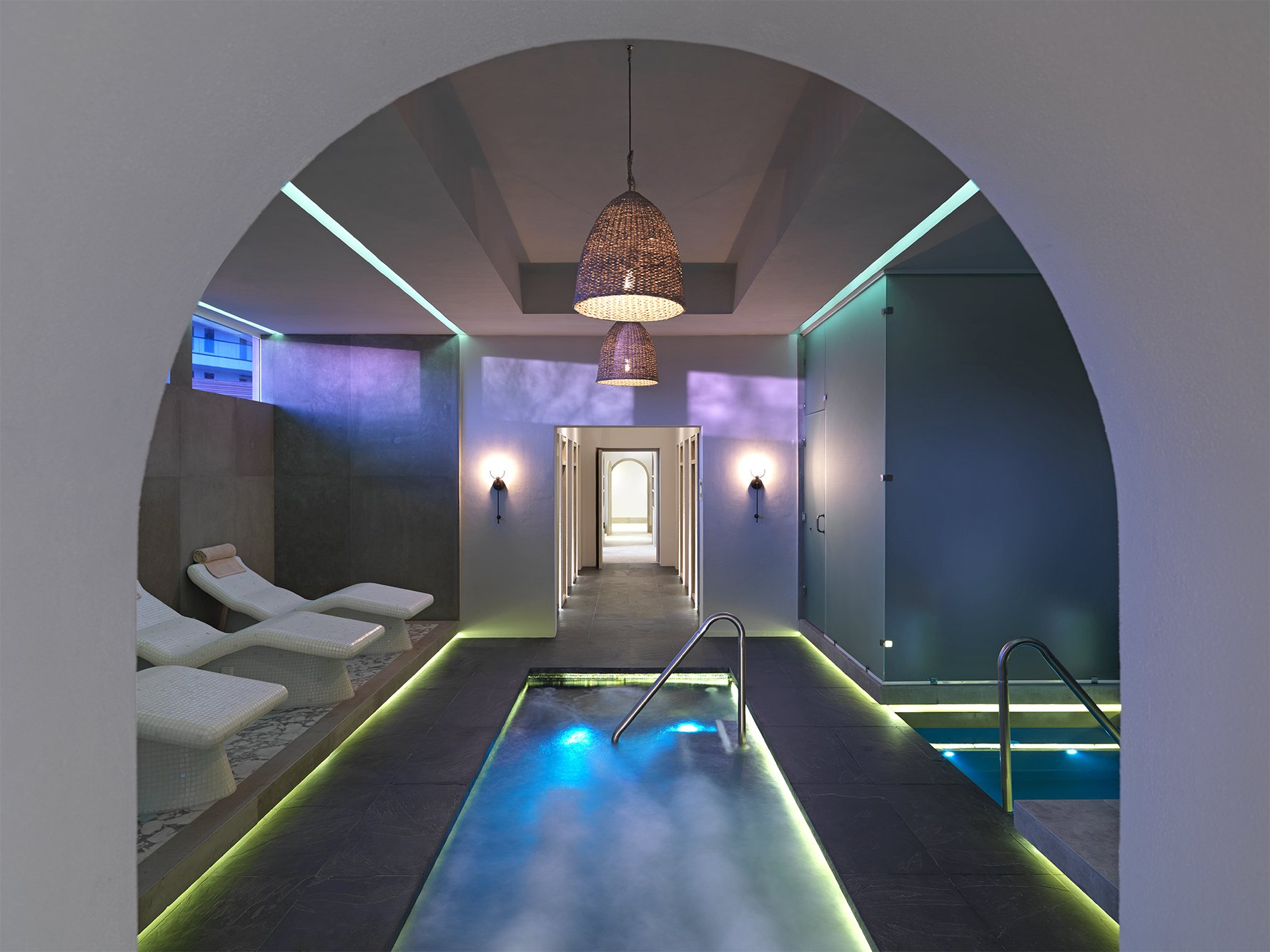 2302464-spa_2076.jpg