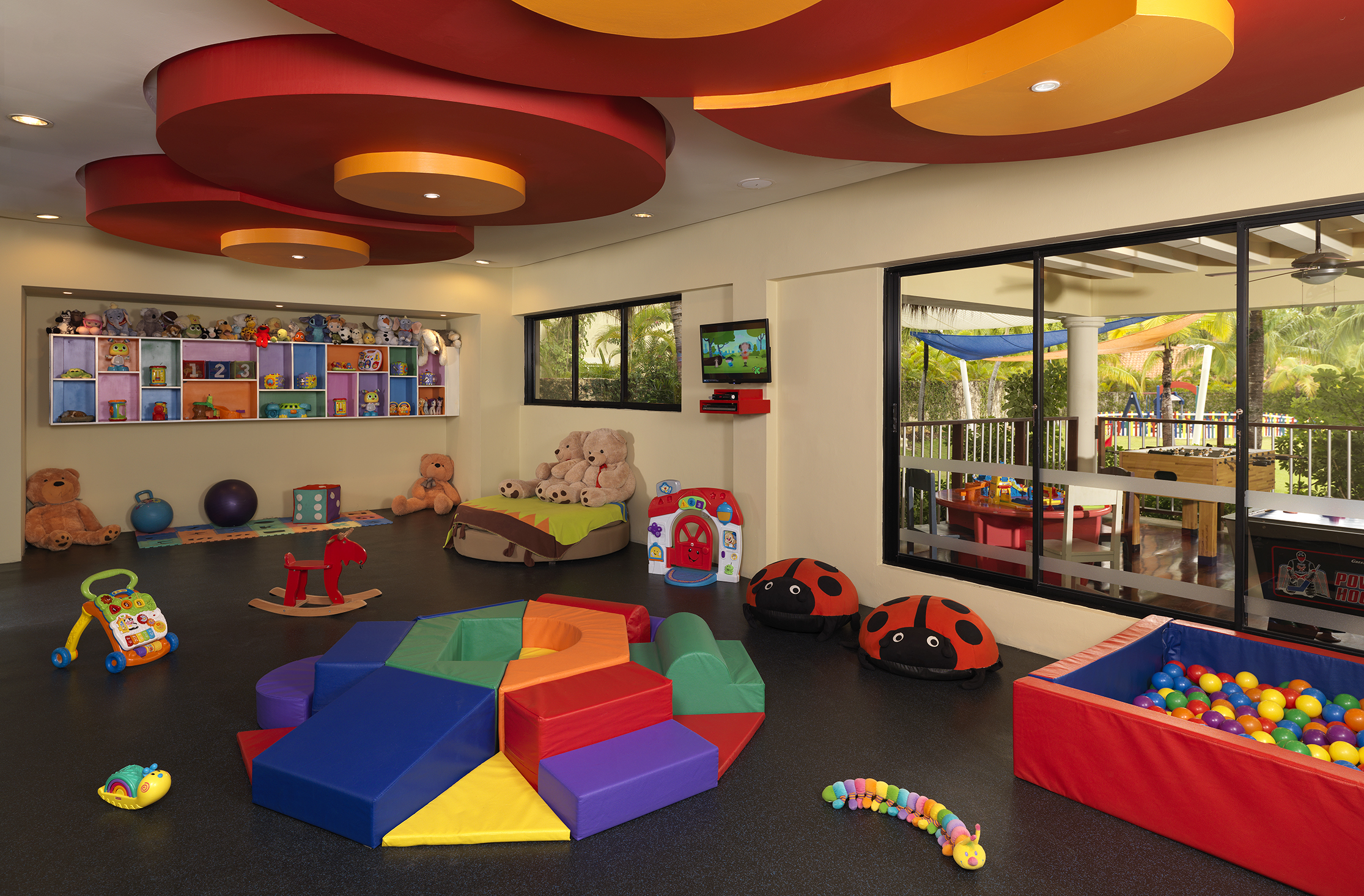 2384529-kids_zone_5717.jpg